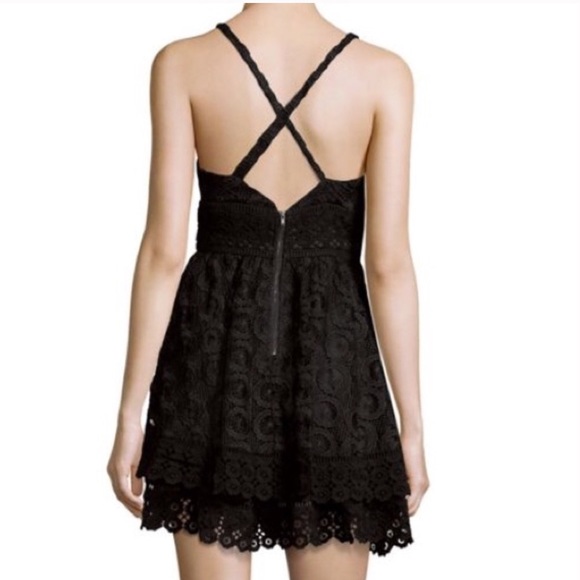 Lovers + friends BLACK LACE Crochet Dress - Picture 5 of 6